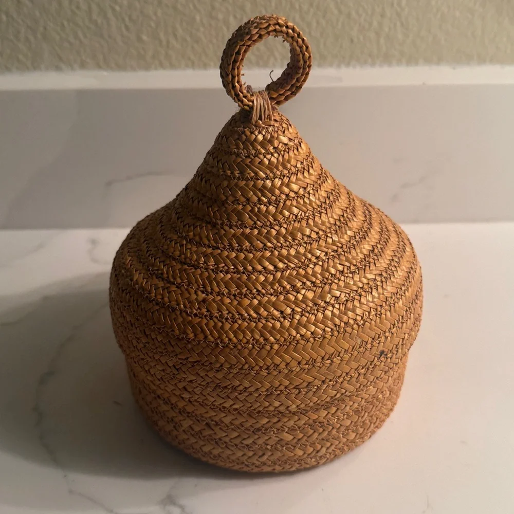 Vintage Woven Raffia  Lidded Box Made in Italy